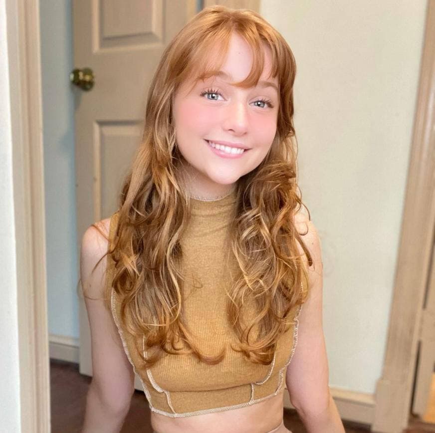 Bella — sample content 4